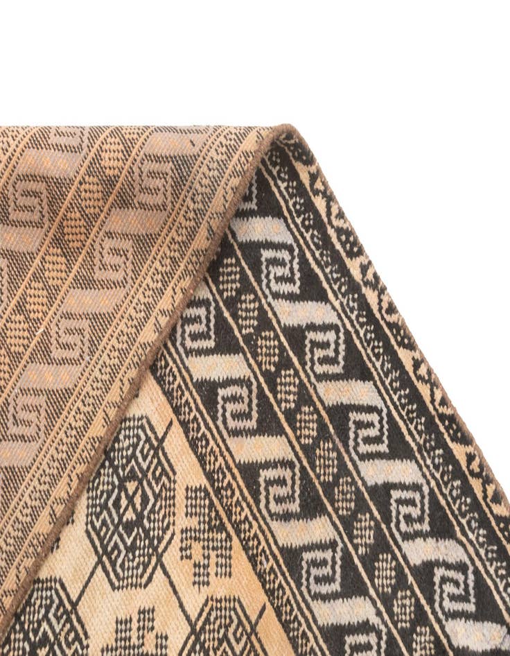 Detail image of  3' 7 x 6' 10 Hamedan Rug