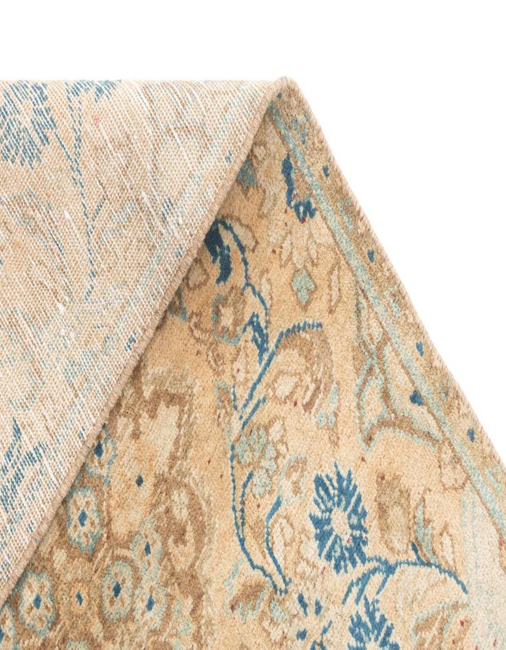 Detail image of  3' 2 x 5' 7 Hamedan Rug