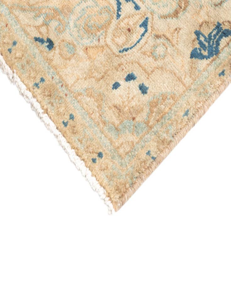 Detail image of  3' 2 x 5' 7 Hamedan Rug