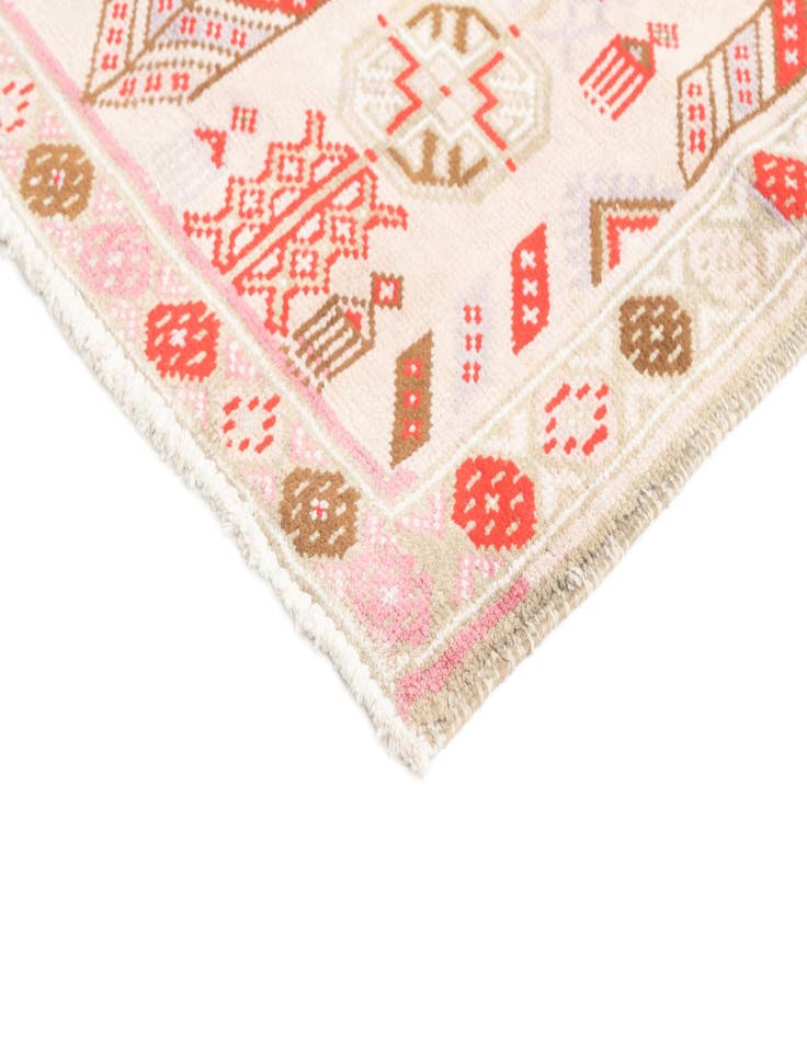 Detail image of  4' 1 x 8' 4 Hamedan Rug