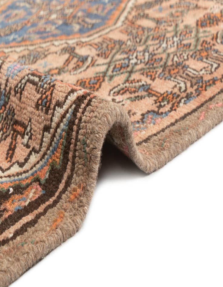 Detail image of  4' 4 x 7' 9 Hamedan Rug