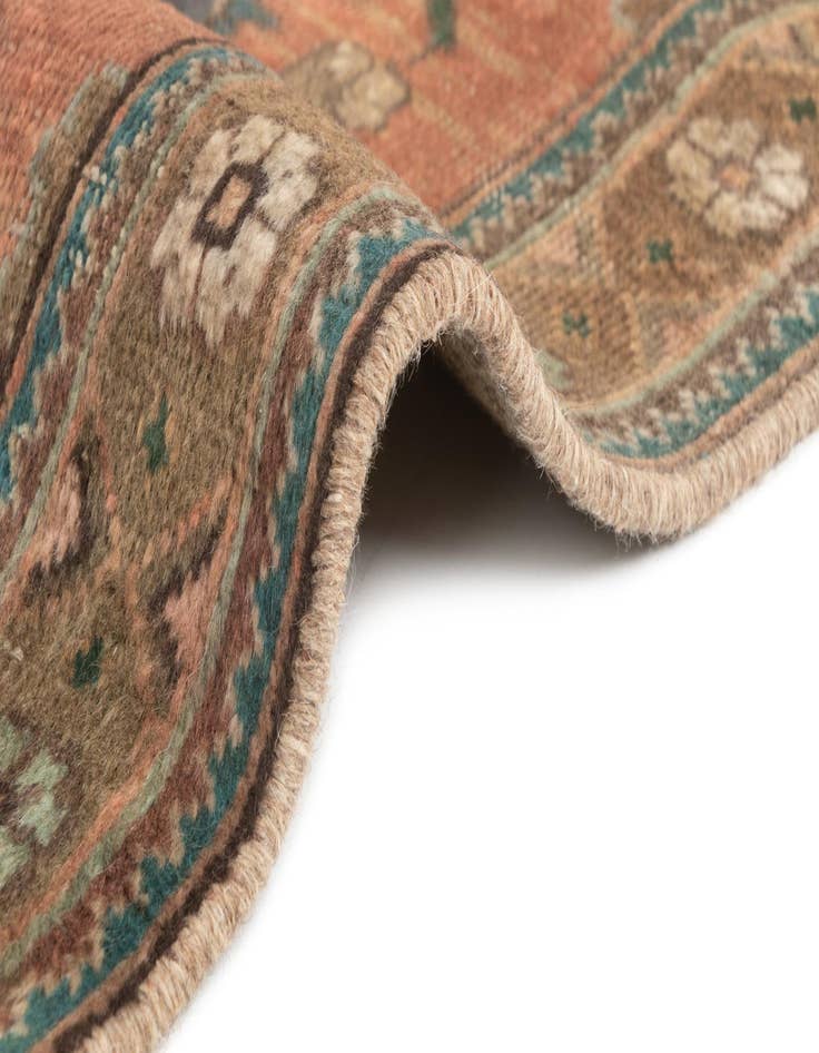 Detail image of  3' 3 x 4' 11 Hamedan Rug