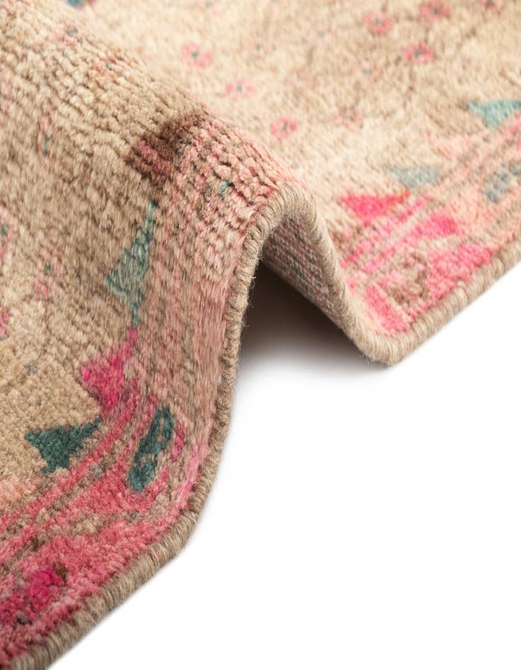 Detail image of  3' 7 x 7' 8 Hamedan Rug