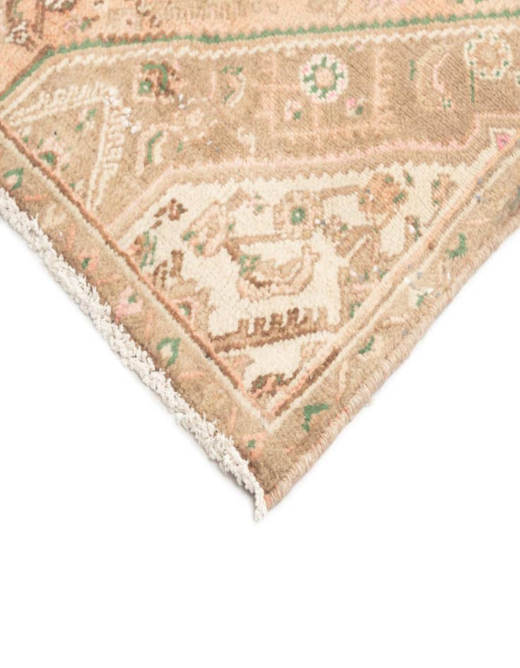 Detail image of  4' 2 x 7' 6 Hamedan Rug