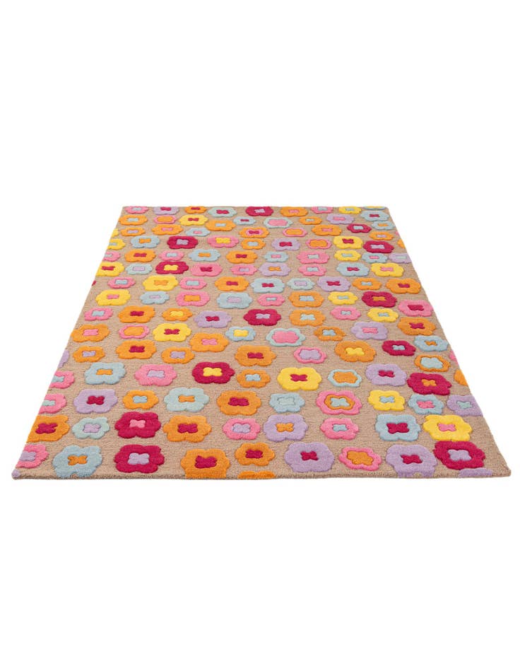 Detail image of  5' 1 x 8' 1 Hand Tufted Wool Rug