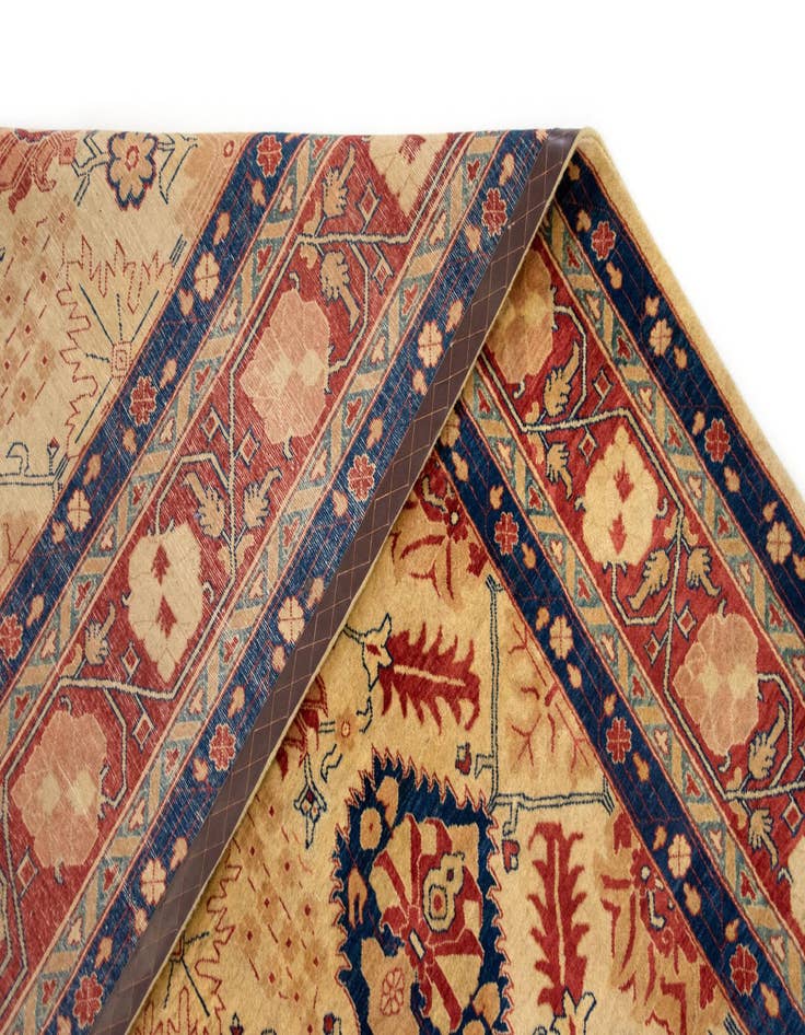 Detail image of  7' 9 x 9' 11  Hand Knotted Heriz Persian Wool Rug