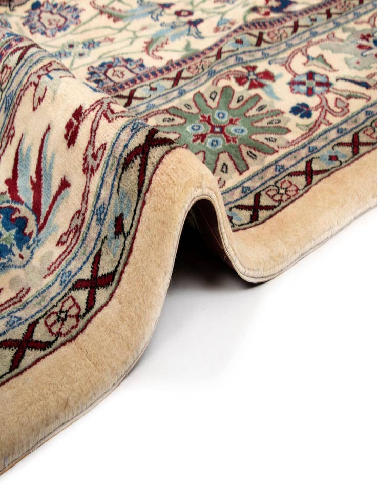 Detail image of 8' 1 x 10' 8 Hand Knotted Indo Tabriz Wool Rug