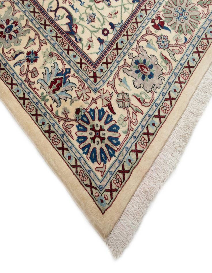 Detail image of 8' 1 x 10' 8 Hand Knotted Indo Tabriz Wool Rug