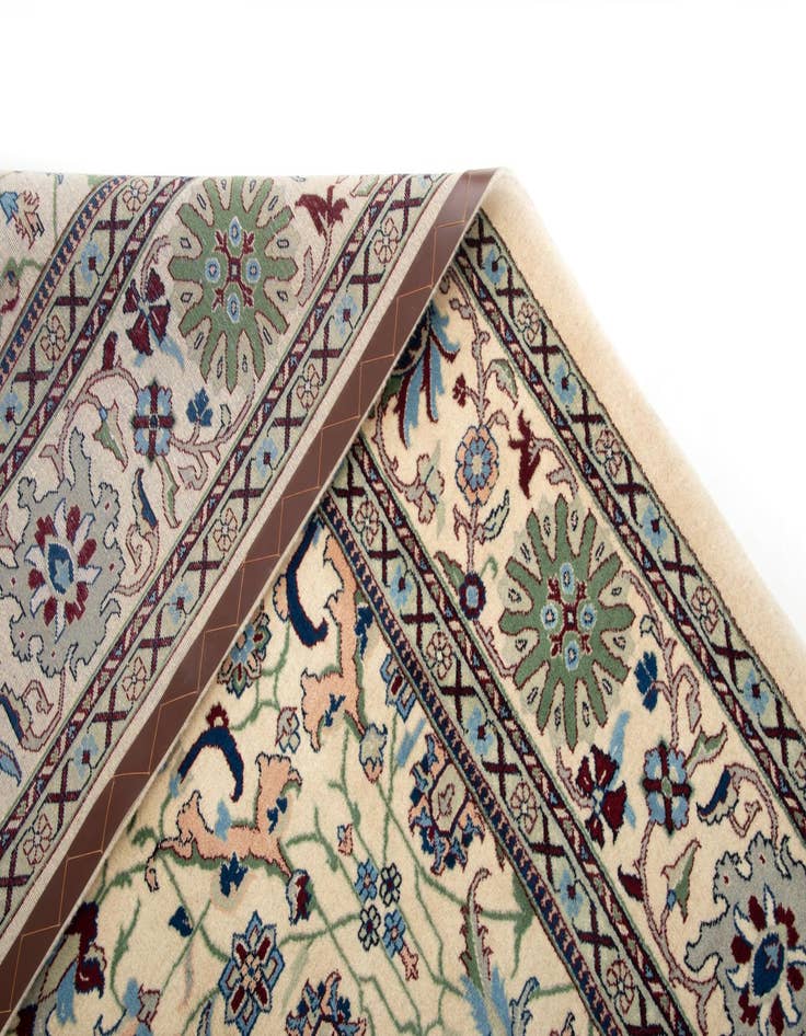 Detail image of 8' 1 x 10' 2 Hand Knotted Indo Tabriz Wool Rug