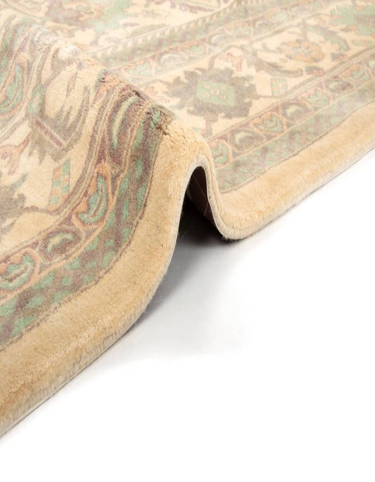 Detail image of  8' 3 x 9' 10  Hand Knotted Indo Ziegler Wool Rug