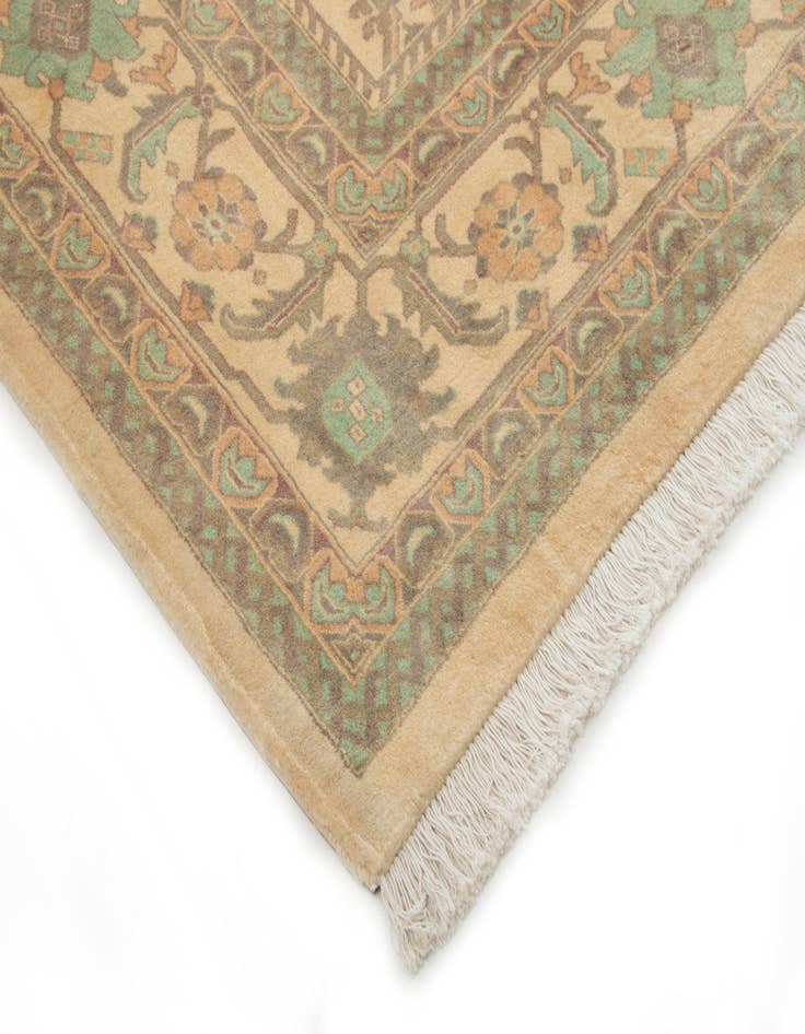 Detail image of  8' 3 x 9' 10  Hand Knotted Indo Ziegler Wool Rug