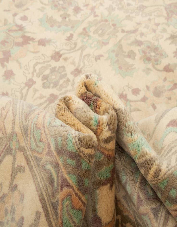 Detail image of  8' 3 x 9' 10  Hand Knotted Indo Ziegler Wool Rug