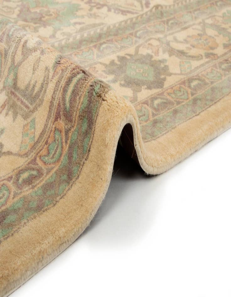 Detail image of  8' 3 x 9' 10  Hand Knotted Indo Ziegler Wool Rug