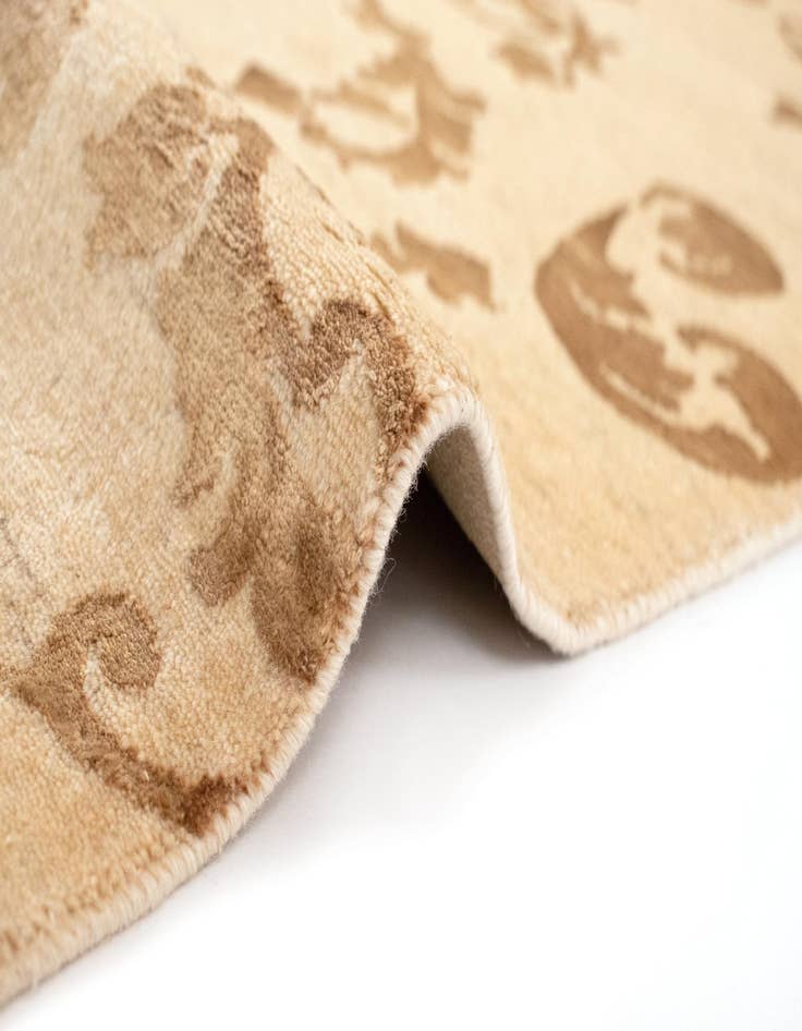 Detail image of  5' 3 x 7' 11  Hand Knotted Isfahan Persian Rug