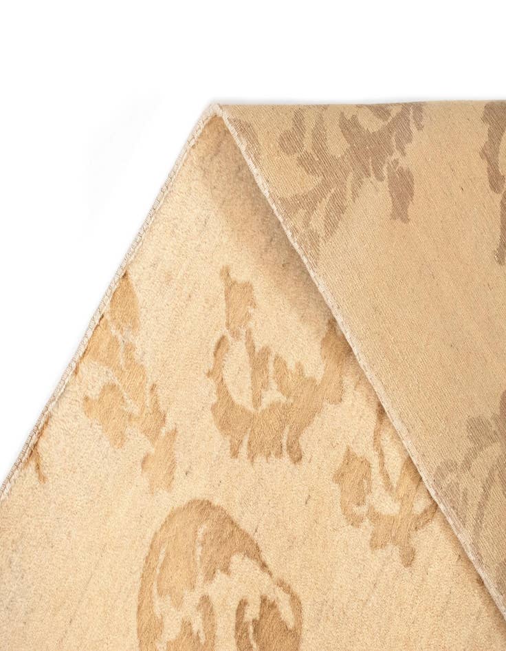 Detail image of  5' 3 x 7' 11  Hand Knotted Isfahan Persian Rug