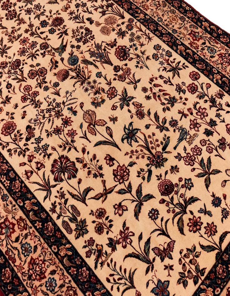 Detail image of  4' 10 x 7' 8 Isfahan Wool Rug