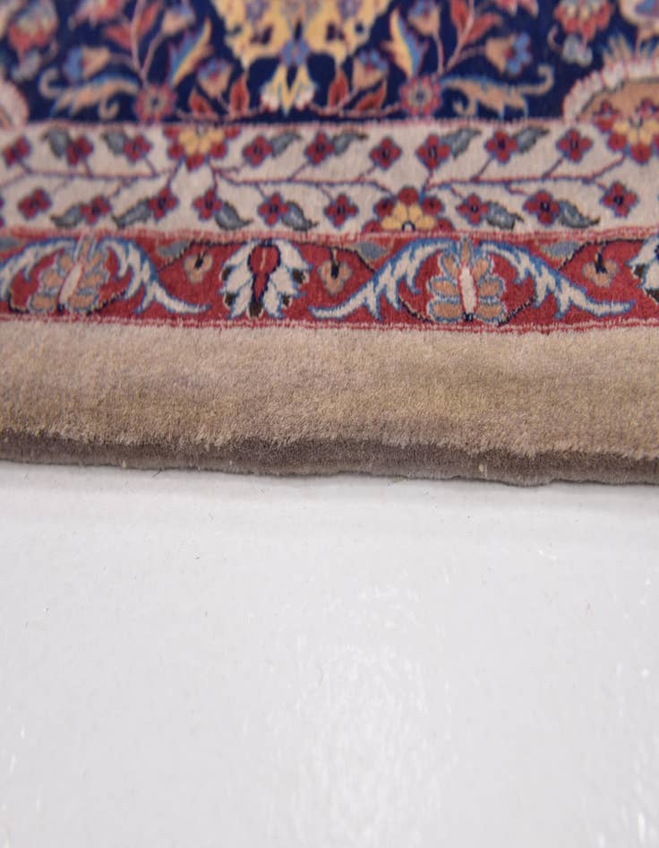 Detail image of  7' 2 x 9' 7  Hand Knotted Isfahan Oriental Wool Rug