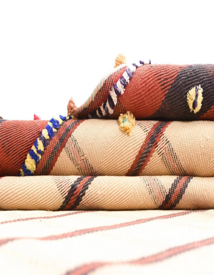 Detail image of  5' x 6' 9 Jajim Rug