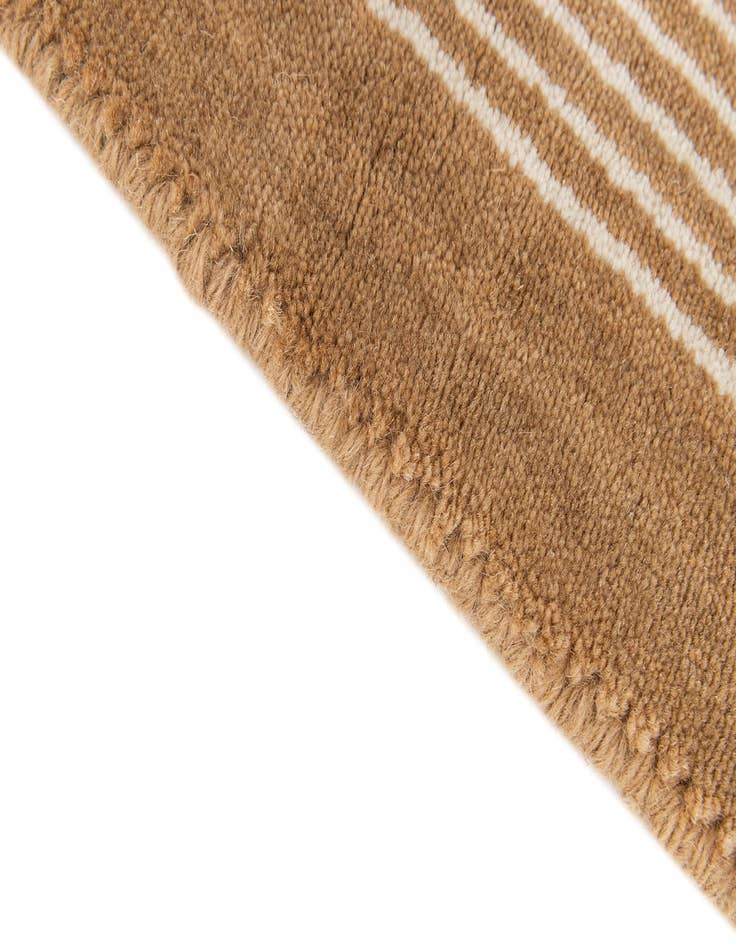 Detail image of  2' 2 x 3' 2 Jill Zarin Natural Wool Rug