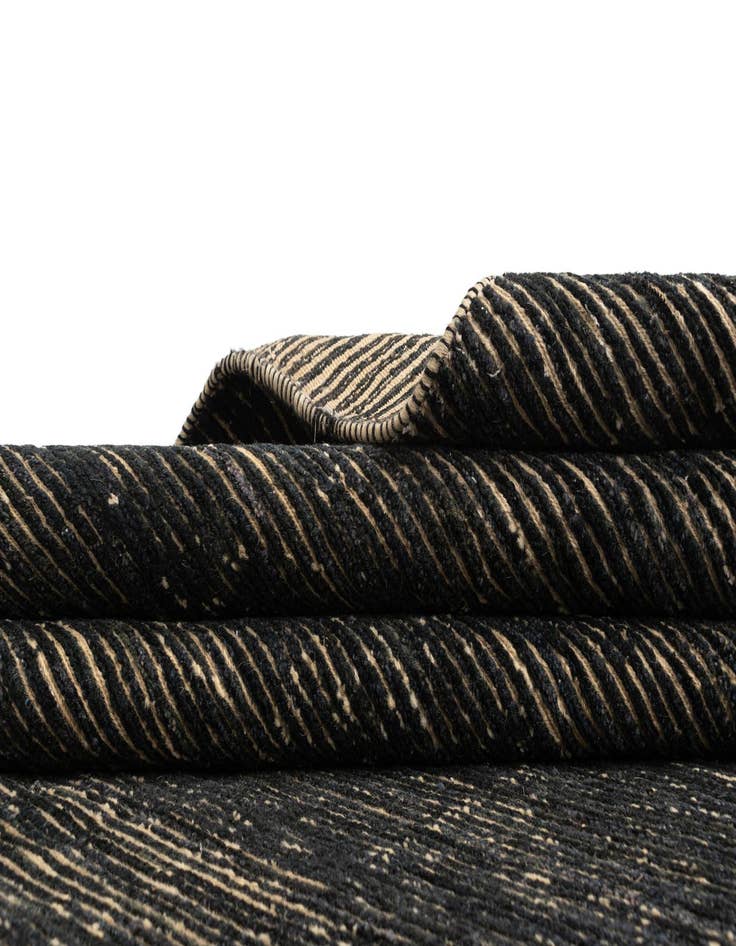 Detail image of  6' x 10' Juma Wool Rug