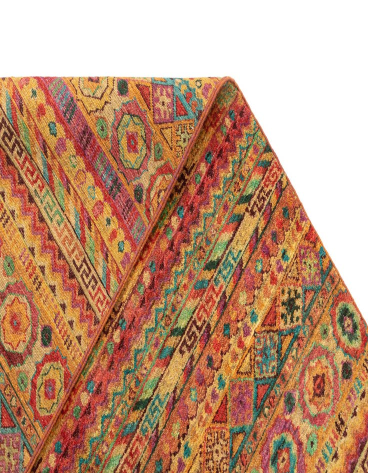 Detail image of  6' 6 x 9' 6 Juma Wool Rug