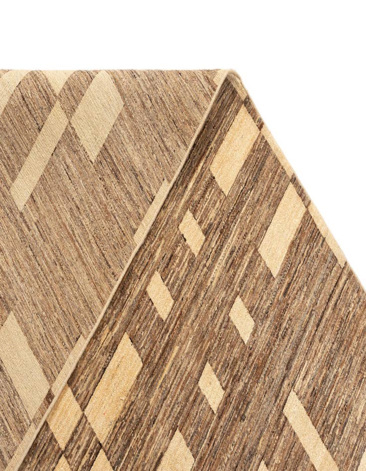 Detail image of  8' 4 x 11' 7 Juma Wool Rug