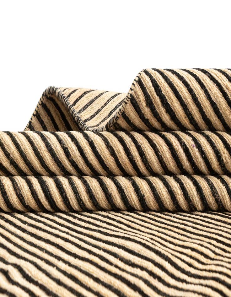 Detail image of  7' 9 x 11' 7 Juma Wool Rug