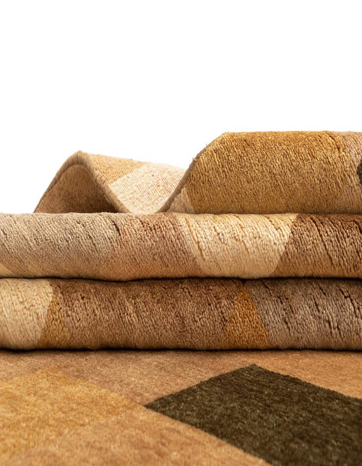 Detail image of  6' 8 x 9' 4 Juma Wool Rug