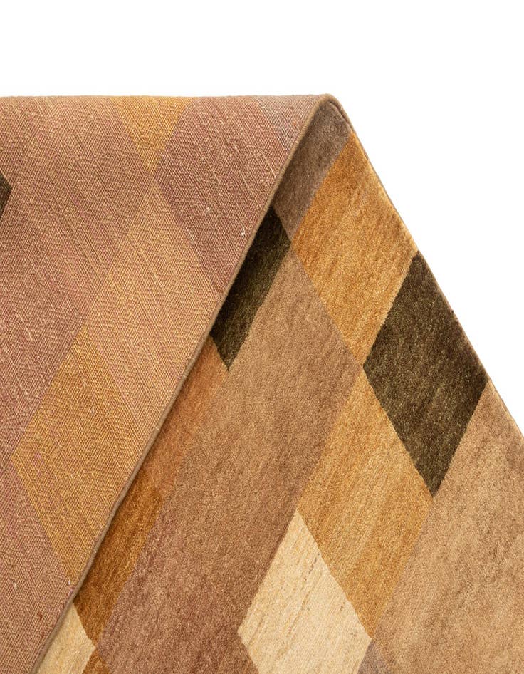 Detail image of  6' 8 x 9' 4 Juma Wool Rug