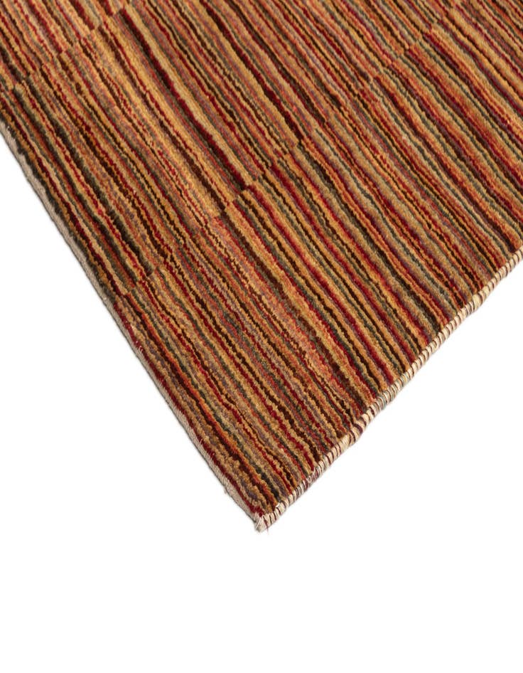 Detail image of  4' 5 x 6' 8 Juma Wool Rug