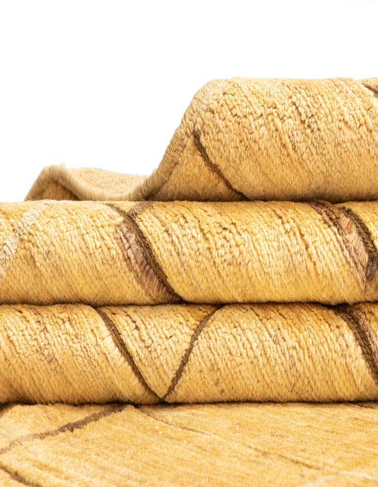 Detail image of  5' 1 x 6' 6 Juma Wool Rug