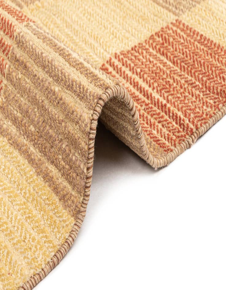 Detail image of  4' 4 x 6' 6 Juma Wool Rug