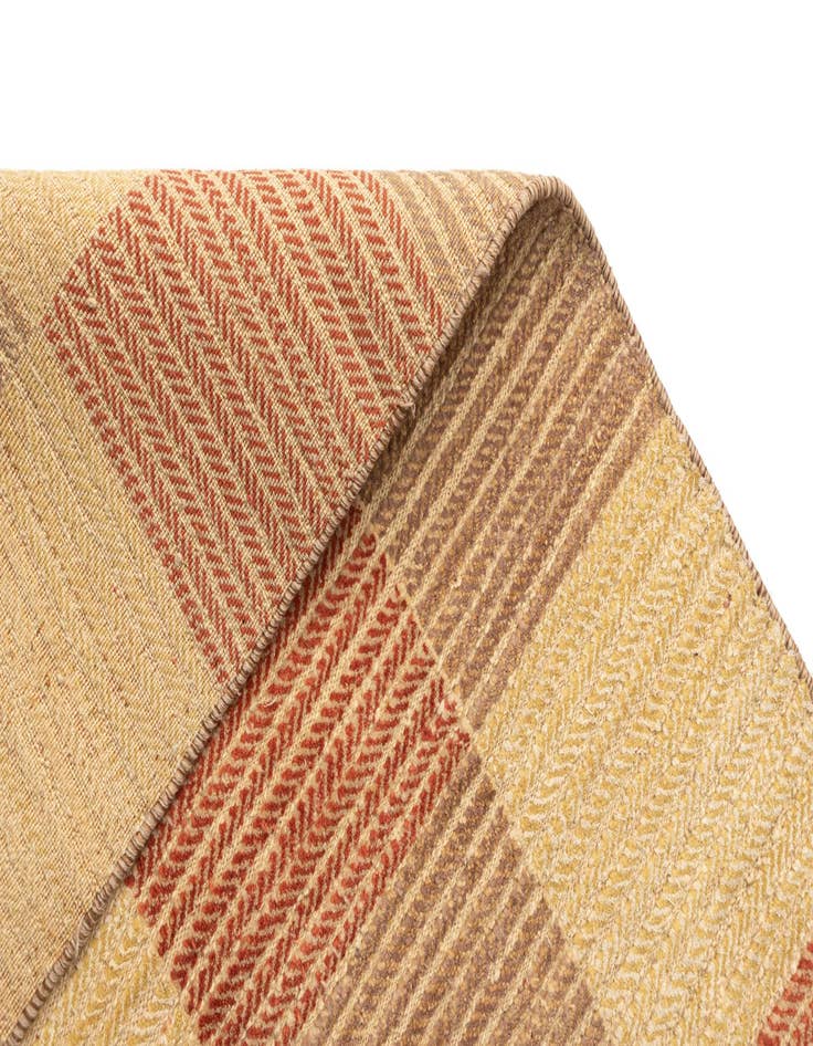 Detail image of  4' 4 x 6' 6 Juma Wool Rug