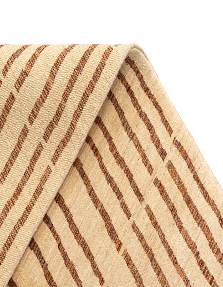 Detail image of  4' 6 x 6' 7 Juma Wool Rug