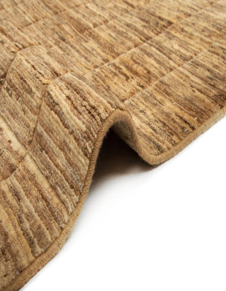 Detail image of  6' 2 x 8' 8 Juma Wool Rug