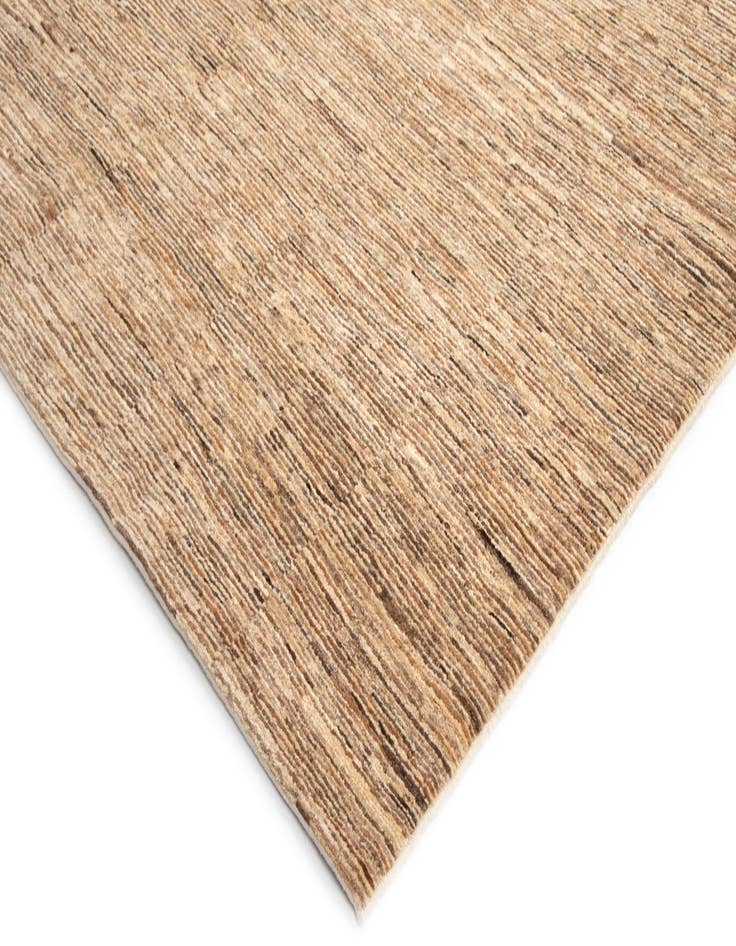 Detail image of  5' 9 x 8' 7 Juma Wool Rug