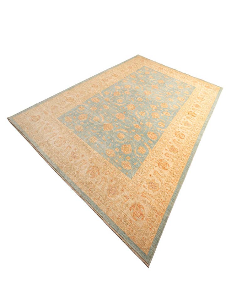 Detail image of  11' 5 x 17' 10 Kaizar Wool Rug