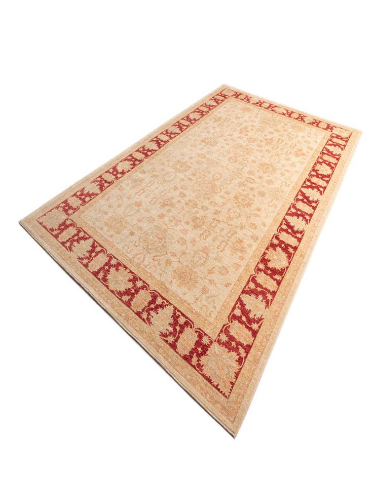 Detail image of  9' 10 x 15' 11 Kaizar Wool Rug