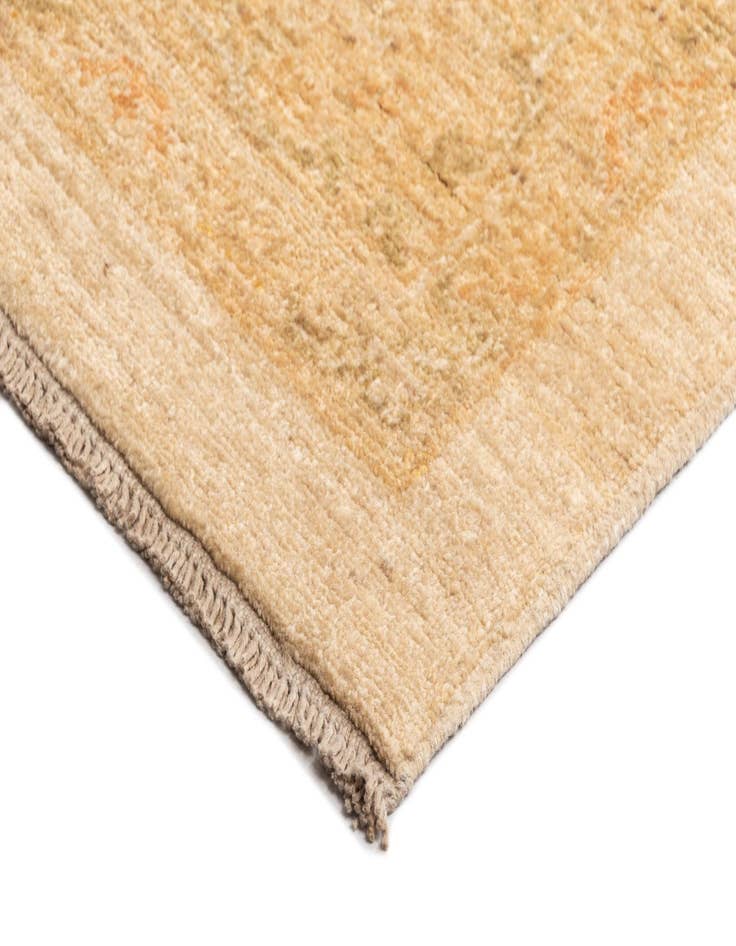 Detail image of  11' 6 x 17' 9 Kaizar Wool Rug