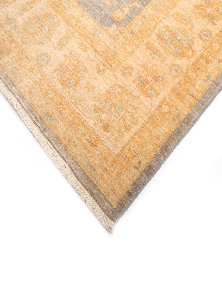 Detail image of  8' 4 x 9' 8 Kaizar Wool Rug