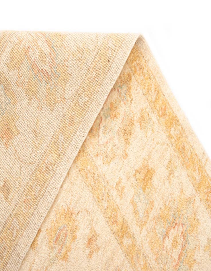 Detail image of  5' 3 x 6' 7 Kaizar Wool Rug