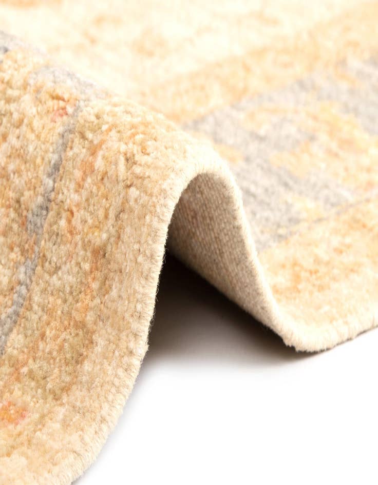 Detail image of  5' 1 x 6' 6 Kaizar Wool Rug