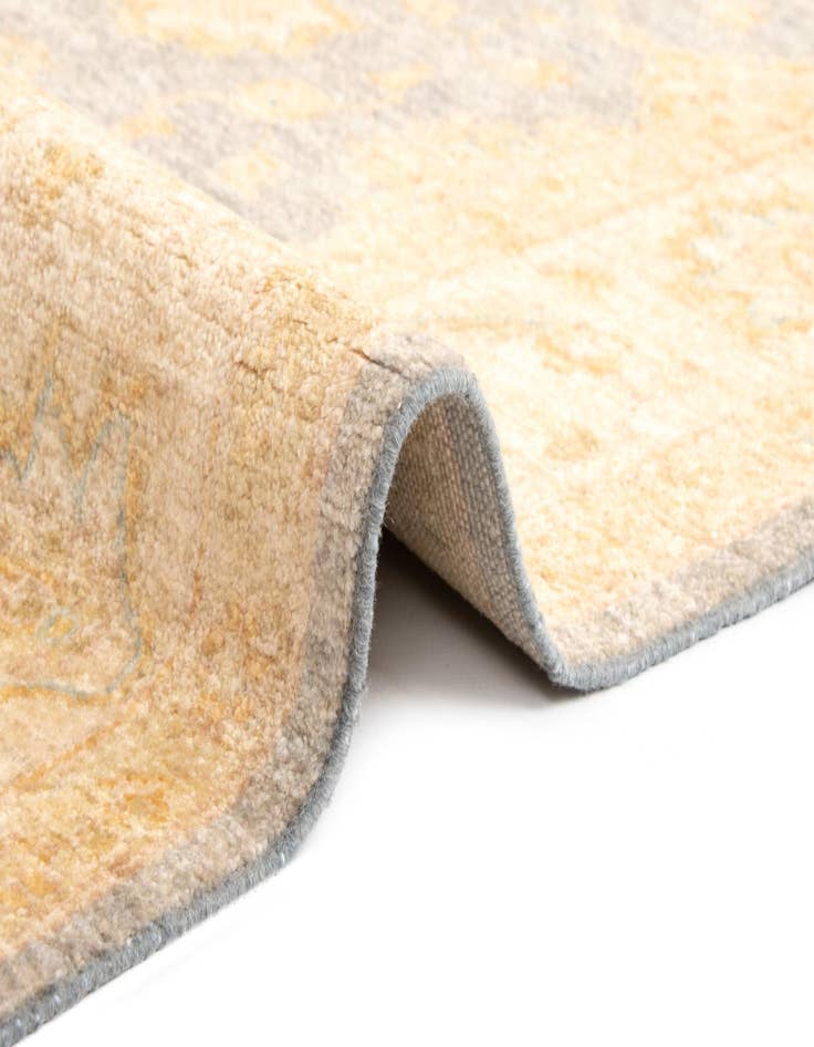 Detail image of  4' 11 x 6' 4 Kaizar Wool Rug