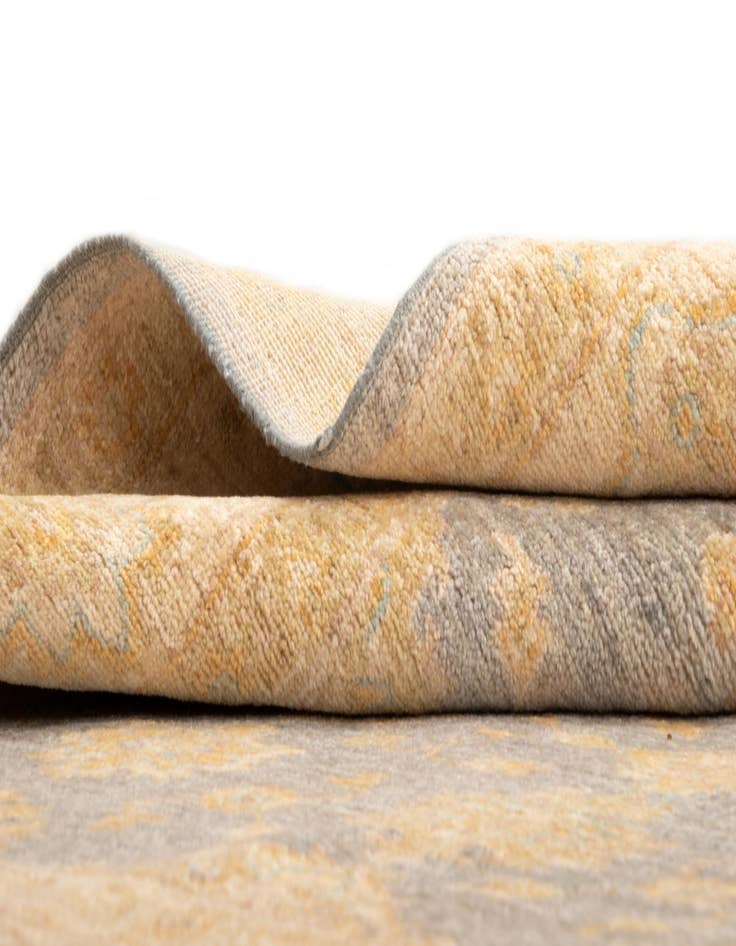 Detail image of  4' 11 x 6' 4 Kaizar Wool Rug