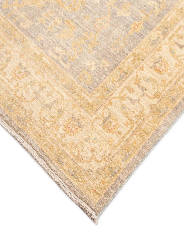 Detail image of  5' 10 x 8' Kaizar Wool Rug