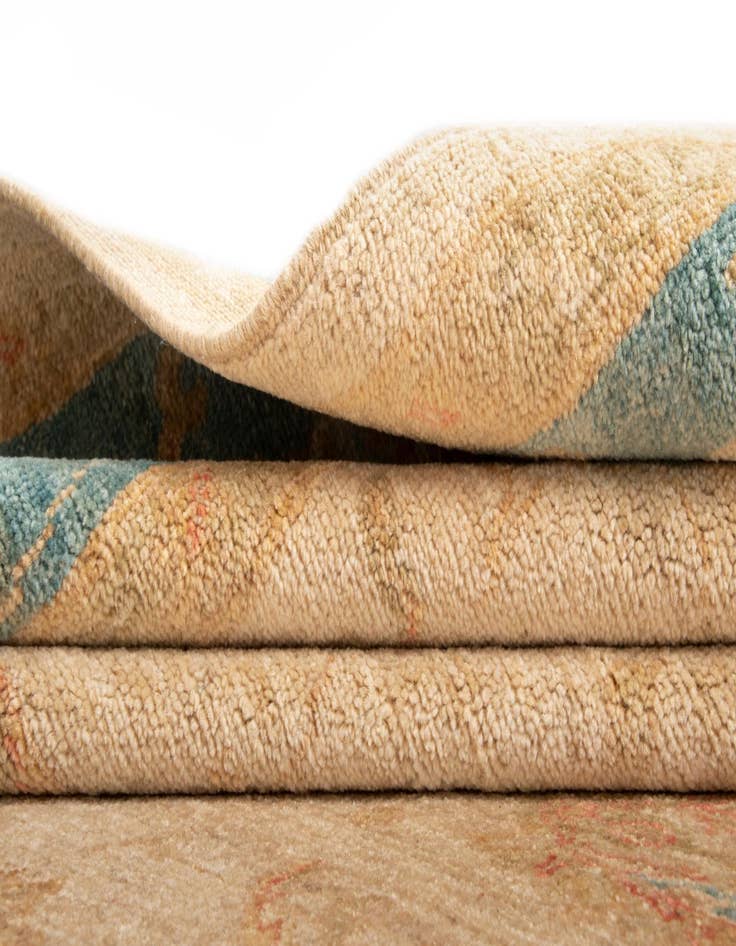 Detail image of  5' 9 x 7' 7 Kaizar Wool Rug