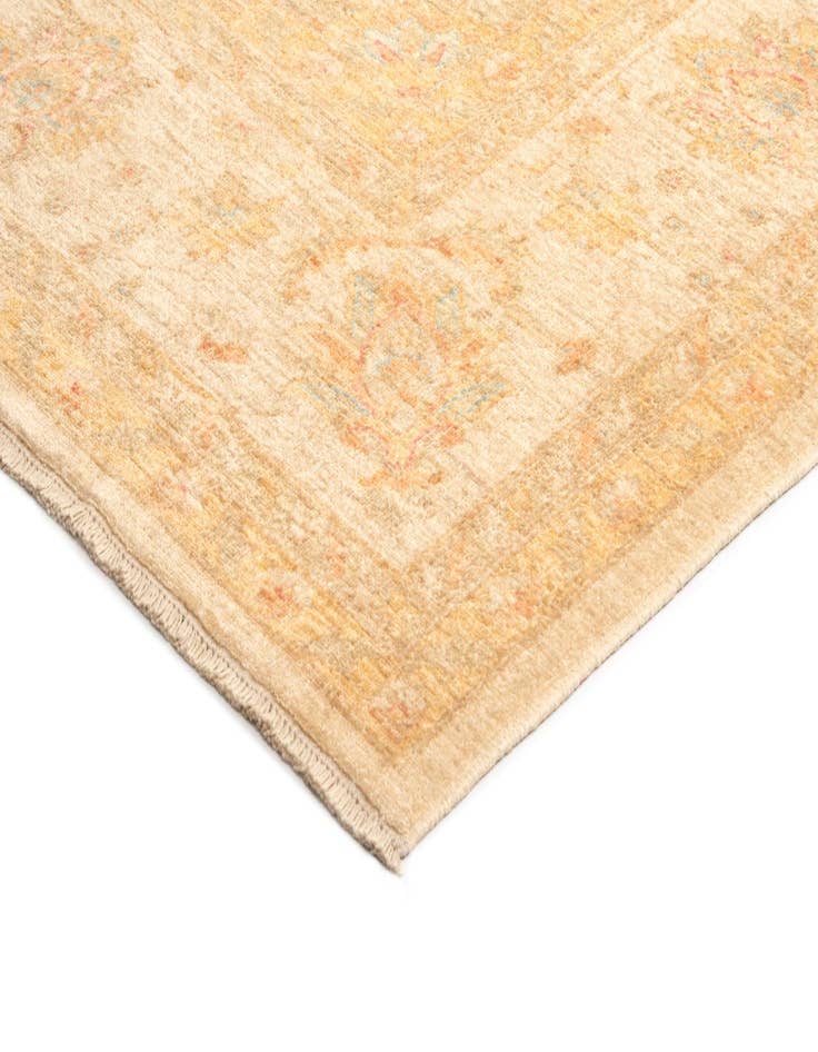 Detail image of  8' 4 x 11' 5 Kaizar Wool Rug