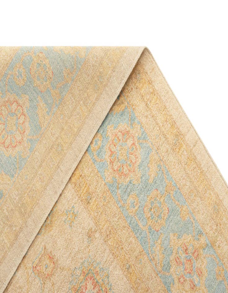 Detail image of  8' 3 x 11' 3 Kaizar Wool Rug