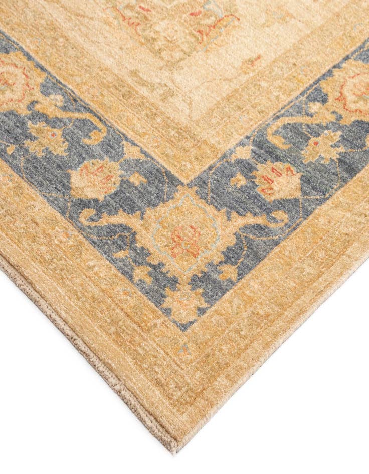 Detail image of  8' 11 x 12' 3 Kaizar Wool Rug