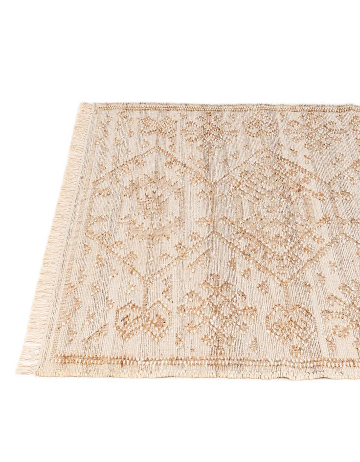 Detail image of  4' 2 x 5' 11  Hand Woven Kala Handwoven Jute Rug